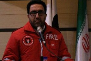 ۸۰ تیم پلیس در رشت به آتش نشانان کمک می‌کنند