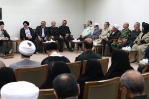 رهبر انقلاب: عناصر مؤمن و هوشمند در کردستان توطئه‌ دشمن را خنثی کردند