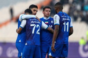 خروج استقلال از بحران با شکار قوی سپید