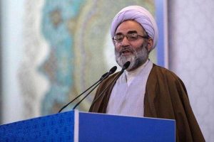 واکنش تند امامجمعه رشت به مسمومیت دانشآموزان