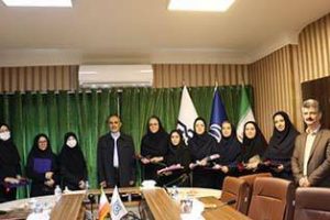 آیین بزرگداشت روز ماما در اداره کل بیمه سلامت برگزار شد