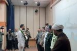 کارکنان ناوگان شمال ناوگروه ۸۶ با استقبال مردم وارد انزلی شدند