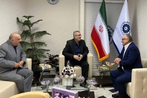 تعاملات مدیران دولتی استان گیلان با رییس اتاق بازرگانی گیلان یک الگوی بی نظیر و شگرف است