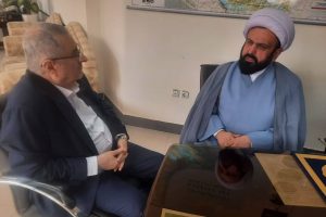 دیدار مجتبی وهابی مشاور. استاندار گیلان با حجت الاسلام و المسلمین محمد لاکانی دبیر اجرایی بنیاد بینالمللی غدیر استان گیلان