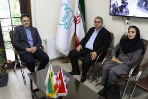 دیدار دکتر اسحق جمال امیدی مدیرعامل و نایب رئیس هیئت مدیره شرکت سیمان خزر با دکتر مجتبی معصوم نژاد مدیر کل استاندارد استان گیلان