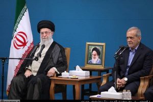 نخستین دیدار هیئت دولت چهاردهم با رهبر انقلاب