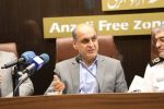 استاندار گیلان در مراسم رونمایی از خودروهای پلاک موقت منطقه آزاد انزلی:افزایش تردد خودرو پلاک منطقه باعث کاهش مصرف سوخت، آلودگی هوا، و افزایش ایمنی جاده‌های استان می‌شود