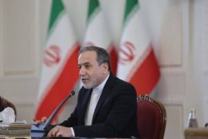 عراقچی:حق مشروع هر کشوری دفاع از خودش در مقابل تجاوز است