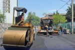 در راستای مطالبات شهروندان؛تداوم عملیات روکش آسفالت در معابر اصلی و فرعی شهری شهر رشت