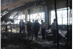 در راستای تسریع در روند بازسازی مجتمع ونوس/بازدید مشترک کارشناسان سازمان منطقه آزاد انزلی و نظام مهندسی گیلان از بنای مجتمع ونوس؛ بررسی دقیق استحکام سازه