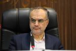 کارگرنیا رییس شورای اسلامی شهر رشت: هفته دفاع مقدس، یادآور غیرت، ایمان و ایثار ملت ایران است / ریختن آسفالت بر روی منهول های فاضلاب/ واگذاری پارک‌ها به بخش خصوصی/ تقدیر از برگزار کنندگان دومین کنگره هشت هزار شهید گیلان