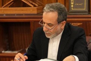عراقچی خواستار مقاومت در برابر تحریم‌های غرب شد