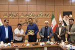 با هدف توسعه زیرساخت‌های شهری و با حضور رئیس،اعضای شورای اسلامی و شهردار رشت و جمعی از معاونین و مدیران شهری؛ قرارداد سرمایه گذاری احداث مجتمع مسکونی،تجاری عطاآفرین در رشت منعقد شد/شوقی:با مدیریت مدیریت منسجم و حمایت‌های شورای اسلامی، بسترهای لازم برای سرمایه‌گذاری رشت فراهم شده است