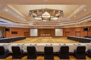 دولت امشب درباره دعوت آمریکا به نشست شرم‌الشیخ تصمیم‌ می‌گیرد