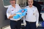 با حضور کارشناسان اورژانس حویق؛ نوزاد دختر گیلانی در آمبولانس چشم به جهان گشود