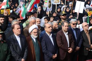با حضور استاندار، نماینده ولی فقیه در استان و نائب رئیس مجلس شورای اسلامی؛ راهپیمایی یوم‌الله ۱۳, آبان در رشت برگزار شد