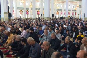 امام جمعه رشت: استفاده از اقتصاد دریامحور برای توسعه اقتصادی گیلان