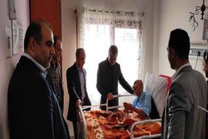 عیادت رئیس دانشگاه علوم پزشکی گیلان از پرفسور صادق پیروز لاهیجی در بیمارستان پیروز