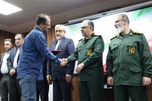 تقدیر از ۳۰ کارگر نمونه در شهرک صنعتی رشت