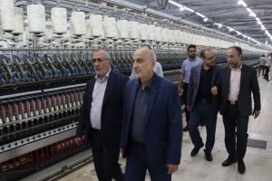 تولید ۲۰ درصد نخ اکریلیک فرش ماشینی کشور در ریسندگی‌های گیلان