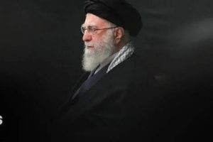 مشهد در انتظار آخرین بدرقه